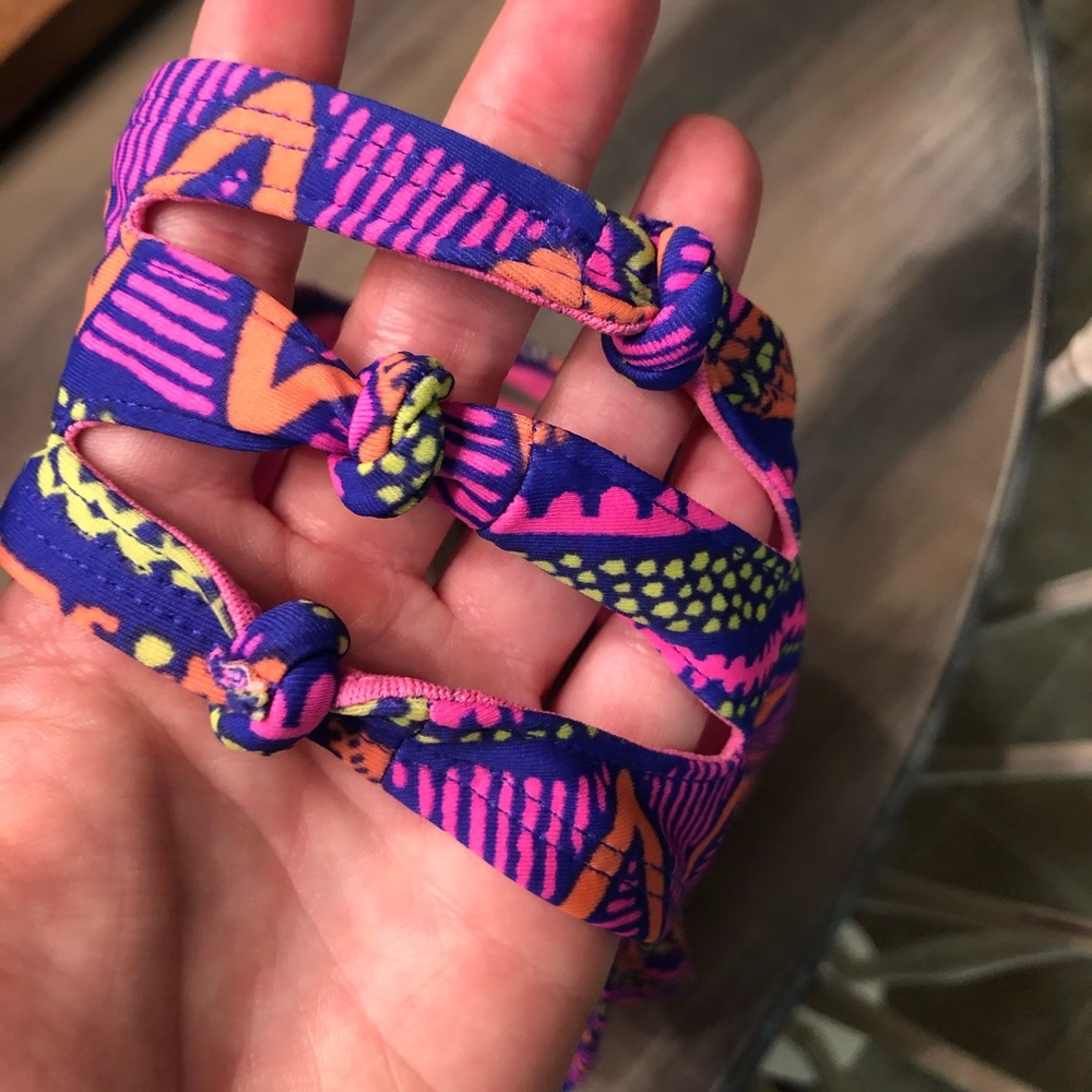 Bright Aztec patterned bikini bottom - Picture 3 of 4